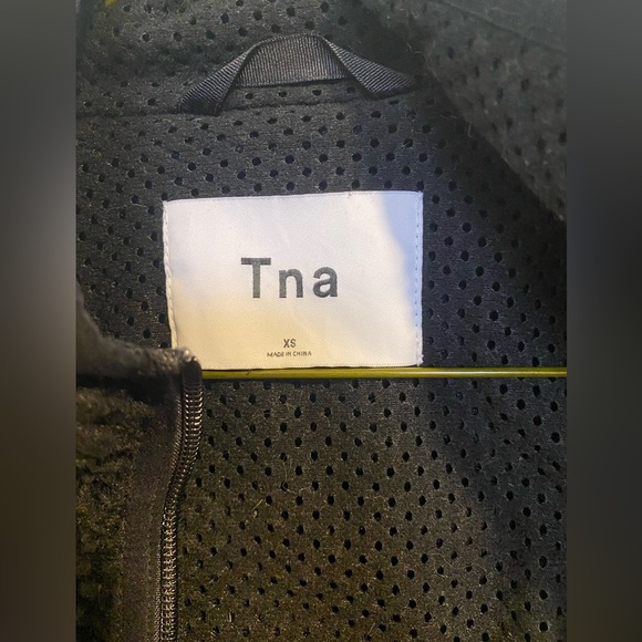 TNA Black Sherpa Fleece Zip-Up Jacket Women’s XS - Picture 4 of 8